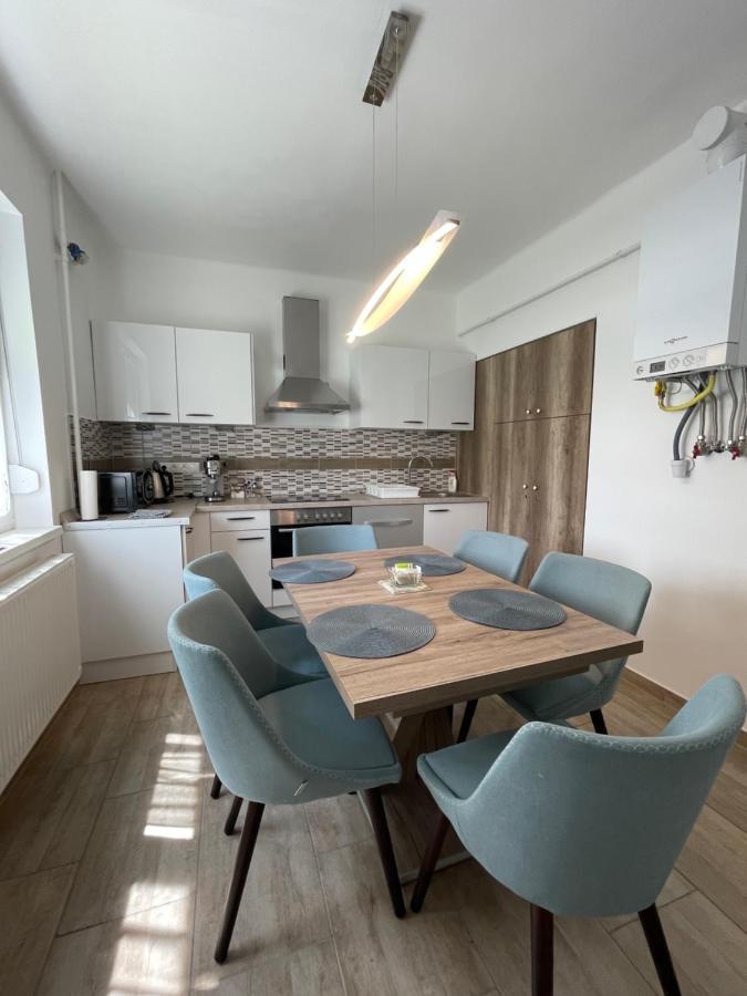 Thermal Next I Weninger Apartman Kiskunhalas Esterno foto