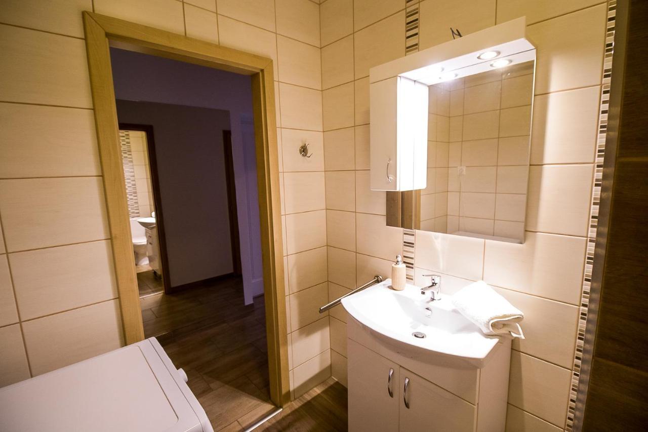 Thermal Next I Weninger Apartman Kiskunhalas Esterno foto
