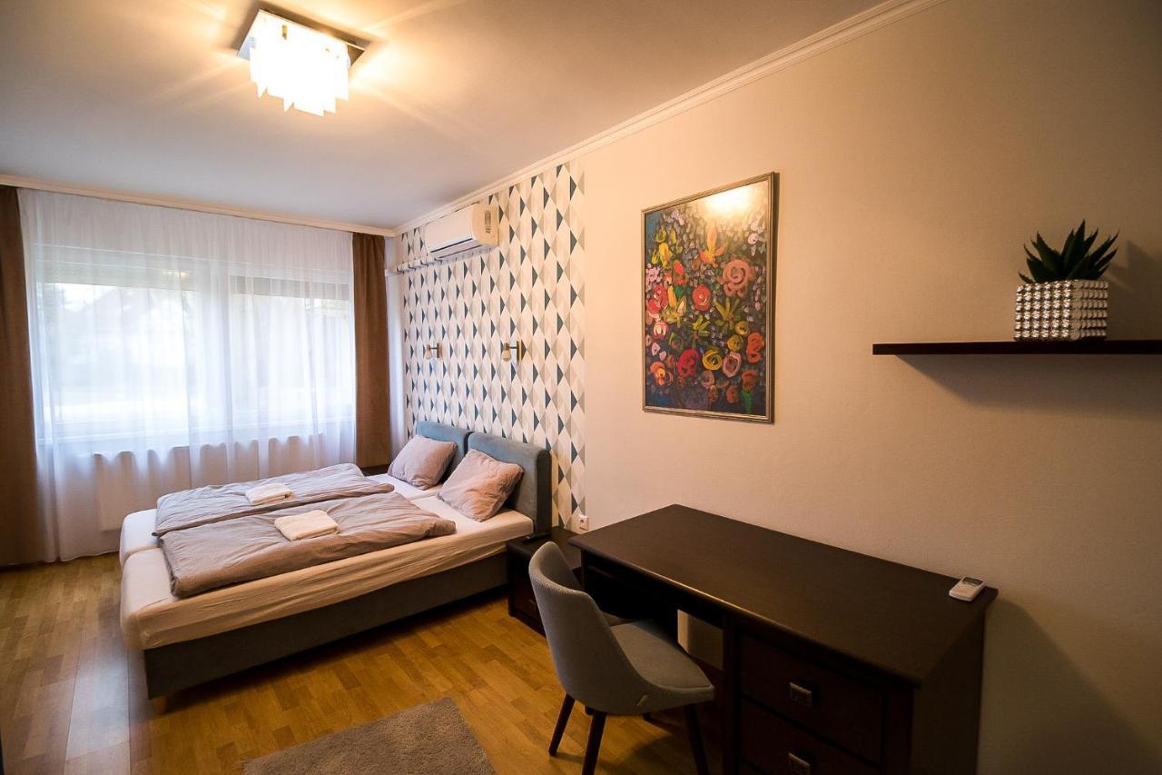 Thermal Next I Weninger Apartman Kiskunhalas Esterno foto