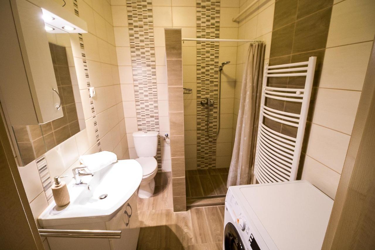 Thermal Next I Weninger Apartman Kiskunhalas Esterno foto