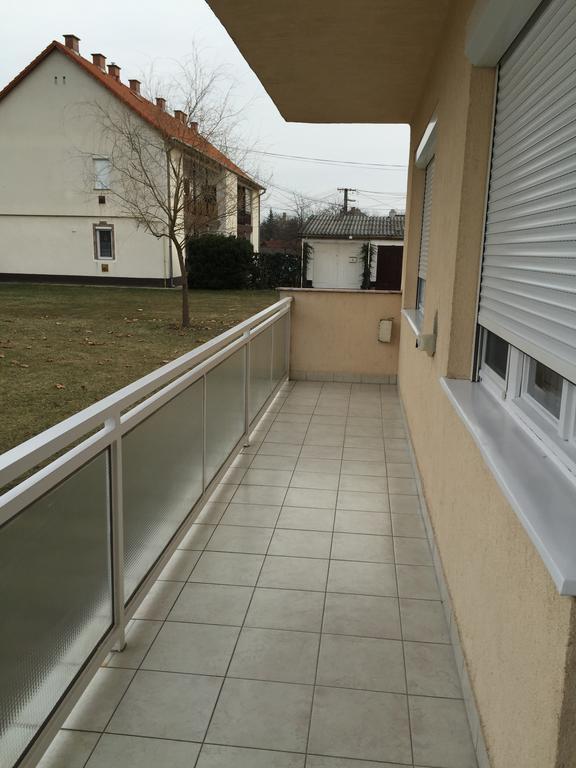 Thermal Next I Weninger Apartman Kiskunhalas Esterno foto